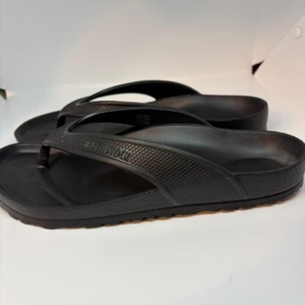 Birkenstock EVA flip flop size 40 black NWOT